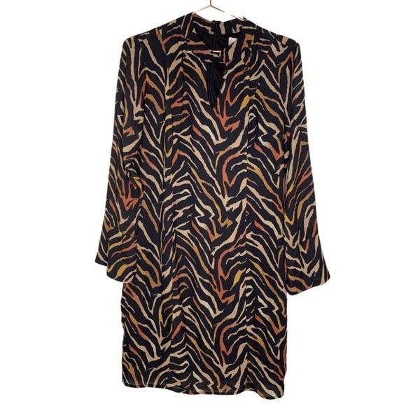 NWT Vanessa Williams Tiger Print Dress - Picture 2 of 6